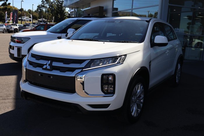 2024 Mitsubishi ASX ES