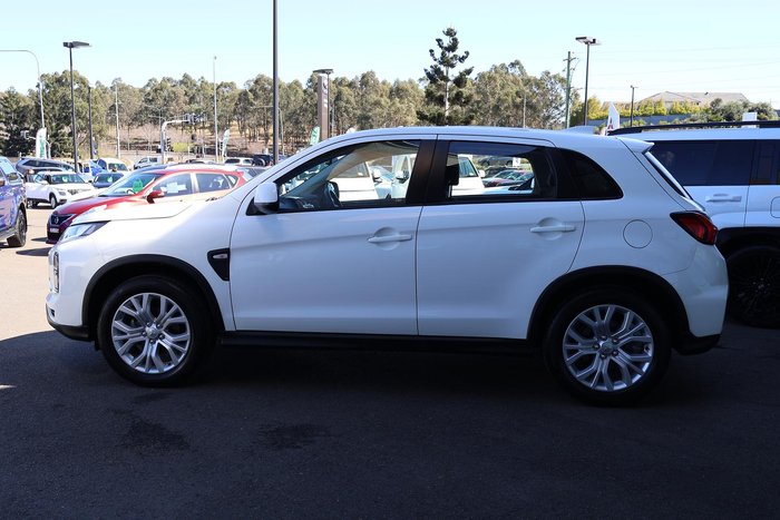 2024 Mitsubishi ASX ES