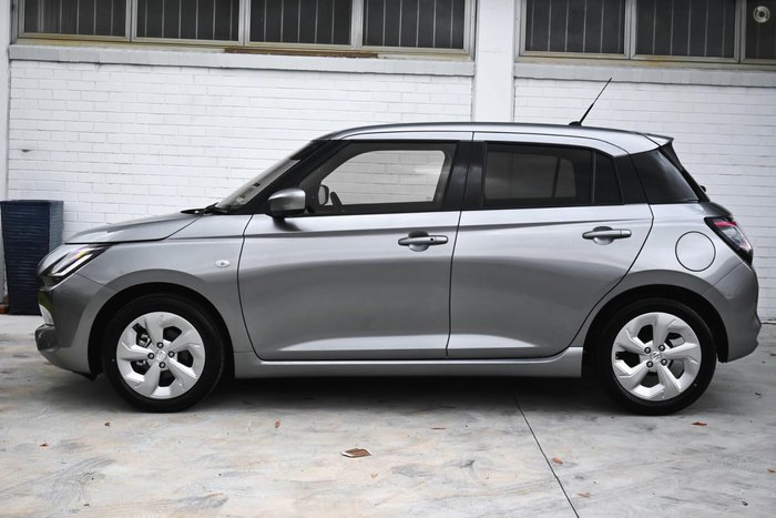 2026 Suzuki Swift Hybrid Plus UZ Premium Silver