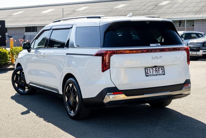 2024 Kia Carnival GT-Line