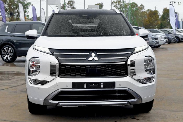2026 Mitsubishi Outlander Exceed Tourer