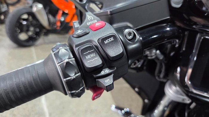 2021 BMW Motorrad R 18 Black