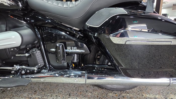 2021 BMW Motorrad R 18 Black