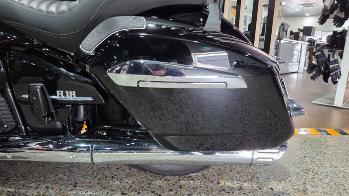 2021 BMW Motorrad R 18 Black