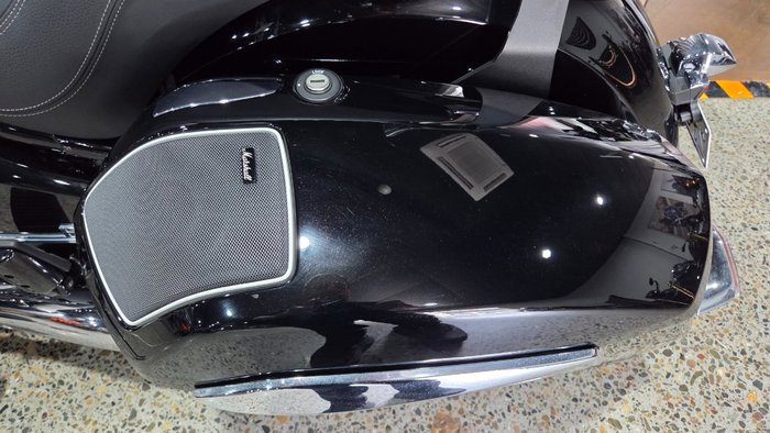 2021 BMW Motorrad R 18 Black