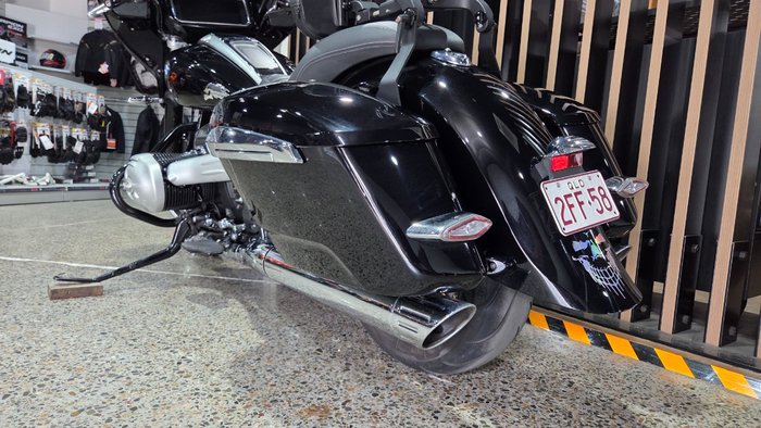 2021 BMW Motorrad R 18 Black