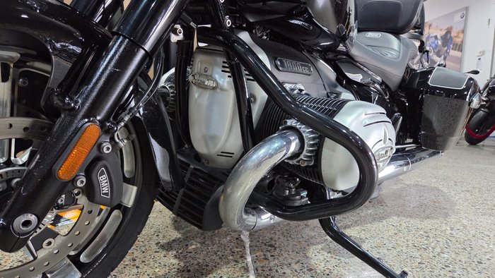 2021 BMW Motorrad R 18 Black