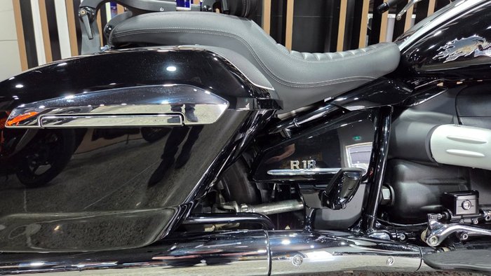 2021 BMW Motorrad R 18 Black
