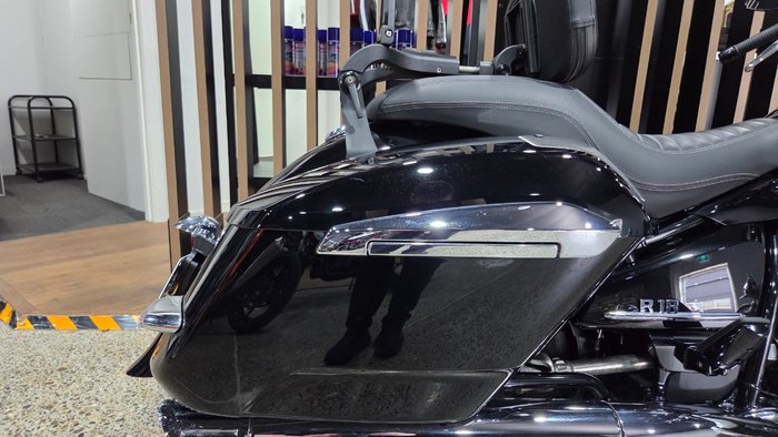 2021 BMW Motorrad R 18 Black