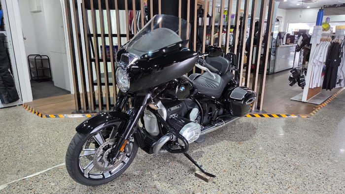 2021 BMW Motorrad R 18