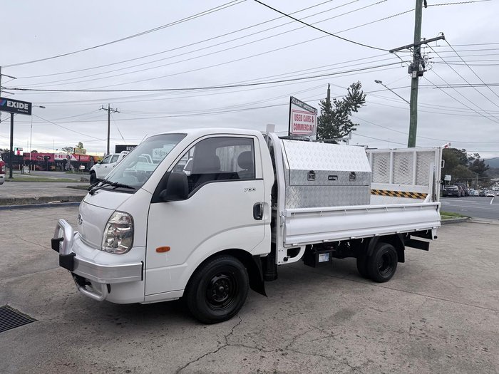 2005 Kia K2700