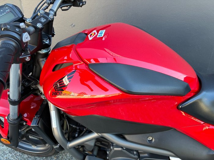 2012 Honda NC700SA RED/WHITE