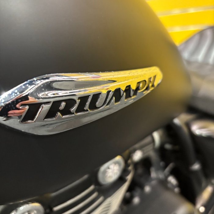 2013 Triumph THUNDERBIRD STORM Black