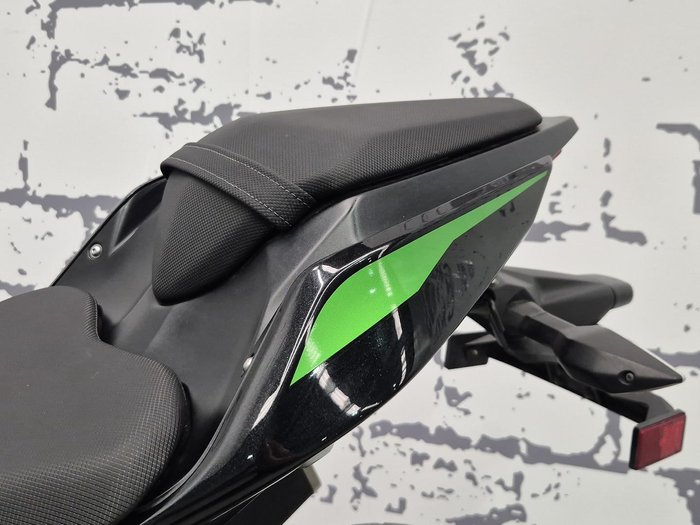 2022 Kawasaki Z400 Z 400 Green