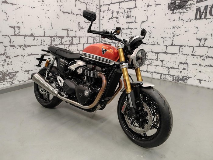 2025 Triumph Speed Twin 1200 RS Speed Twin Orange