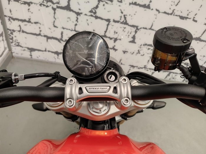 2025 Triumph Speed Twin 1200 RS Speed Twin Orange