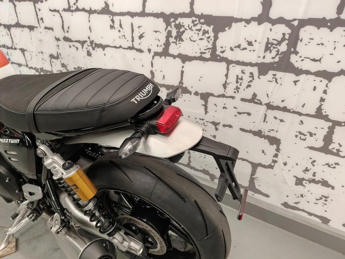 2025 Triumph Speed Twin 1200 RS Speed Twin Orange