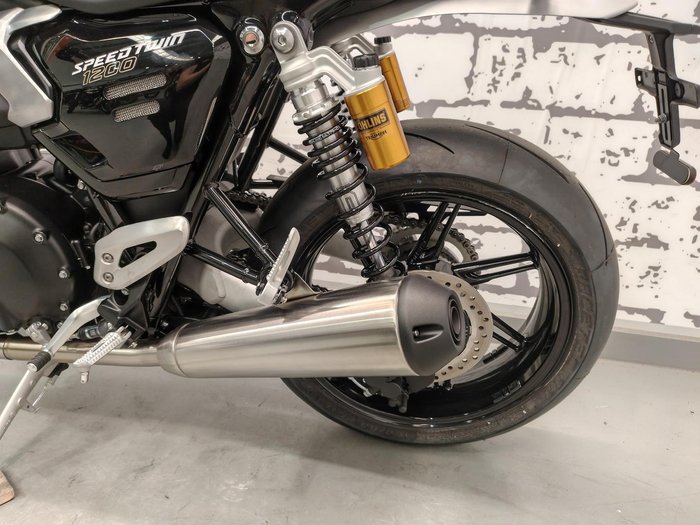 2025 Triumph Speed Twin 1200 RS Speed Twin Orange