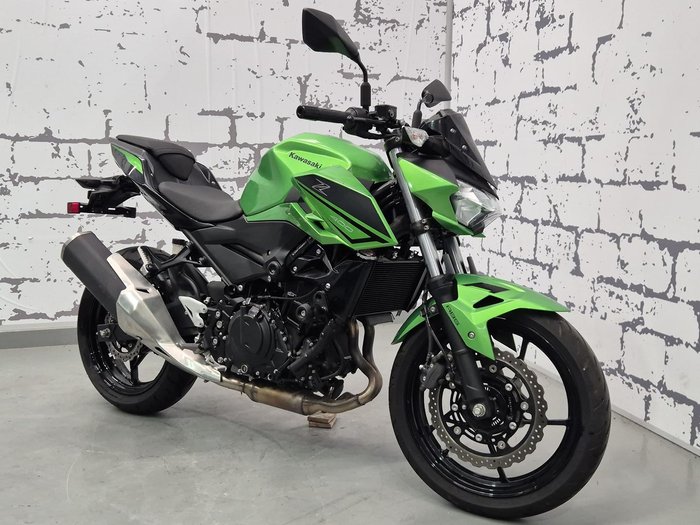 2022 Kawasaki Z400 Z 400 Green
