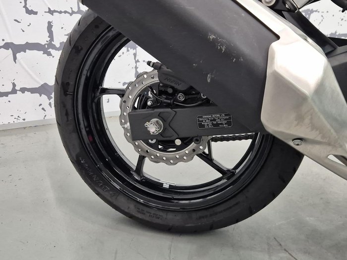 2022 Kawasaki Z400 Z 400 Green