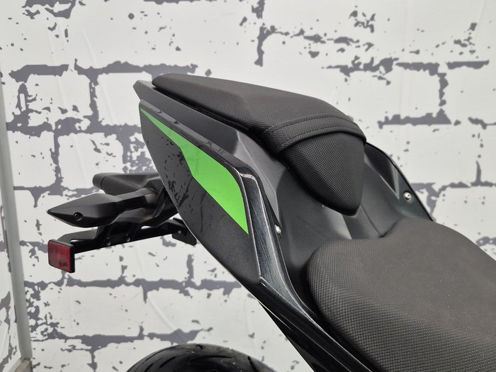 2022 Kawasaki Z400 Z 400 Green