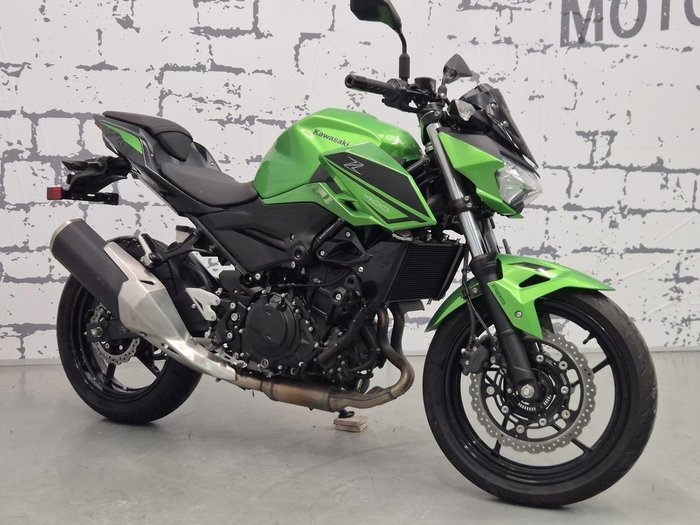 2022 Kawasaki Z400 Z 400 Green