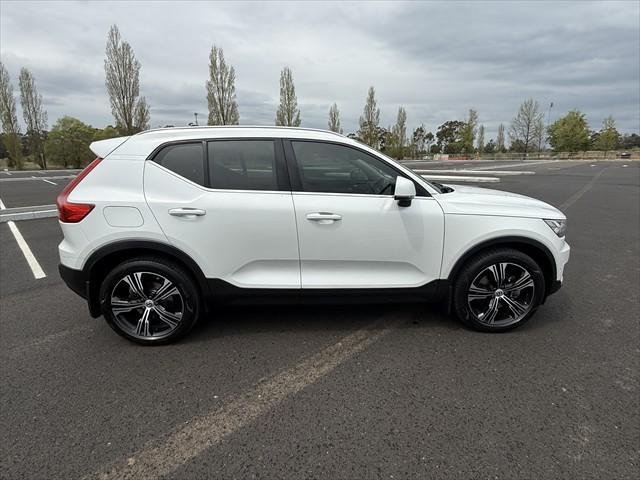 2020 Volvo XC40