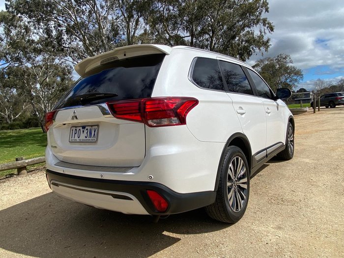 2019 Mitsubishi Outlander LS