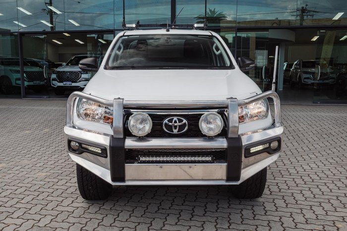 2019 Toyota Hilux SR