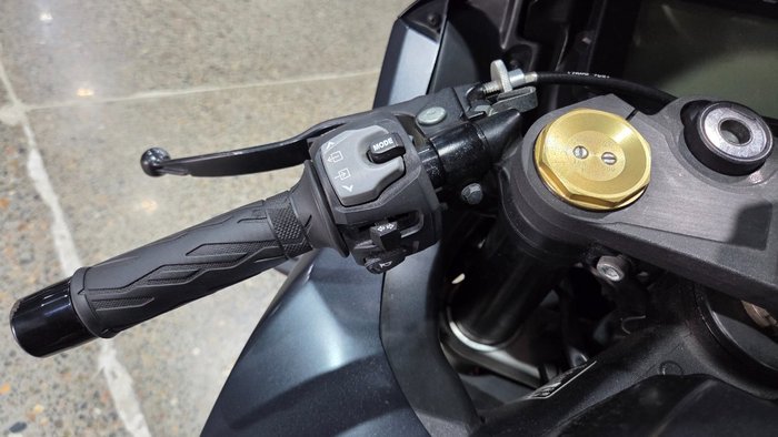 2017 Suzuki GSX-R1000A GREY