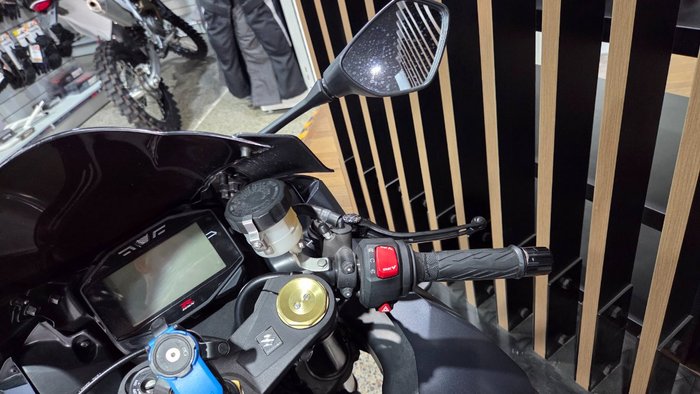 2017 Suzuki GSX-R1000A GREY