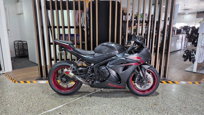 2017 Suzuki GSX-R1000A