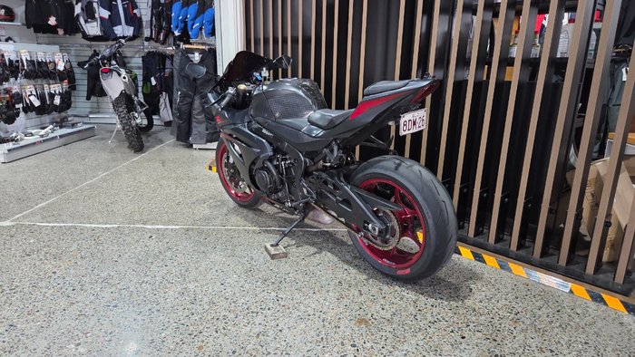 2017 Suzuki GSX-R1000A GREY