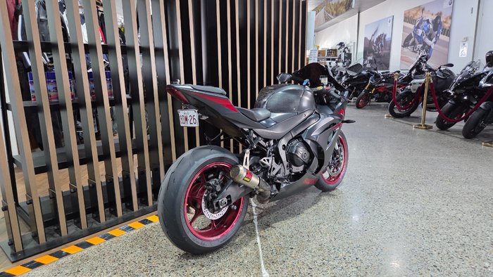 2017 Suzuki GSX-R1000A GREY
