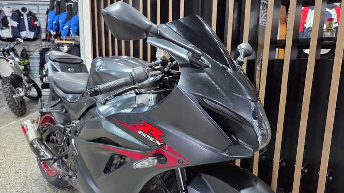 2017 Suzuki GSX-R1000A GREY