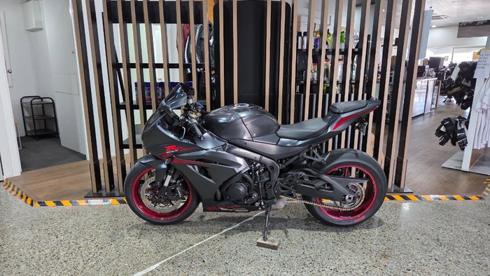 2017 Suzuki GSX-R1000A GREY