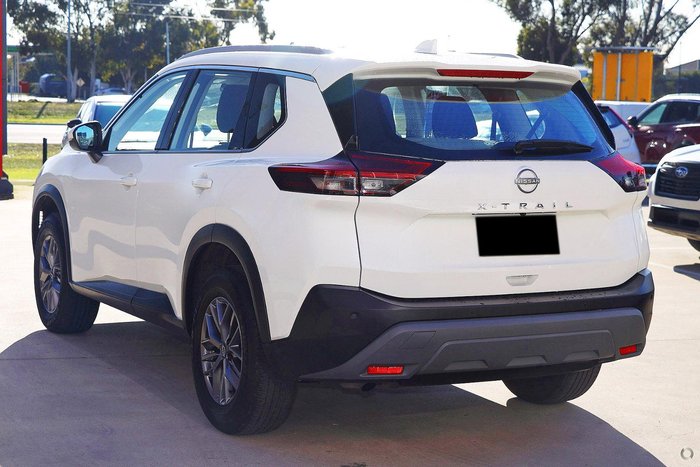 2024 Nissan X-TRAIL ST
