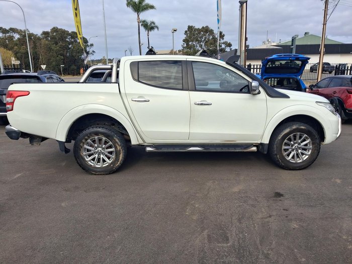 2016 Mitsubishi Triton GLS