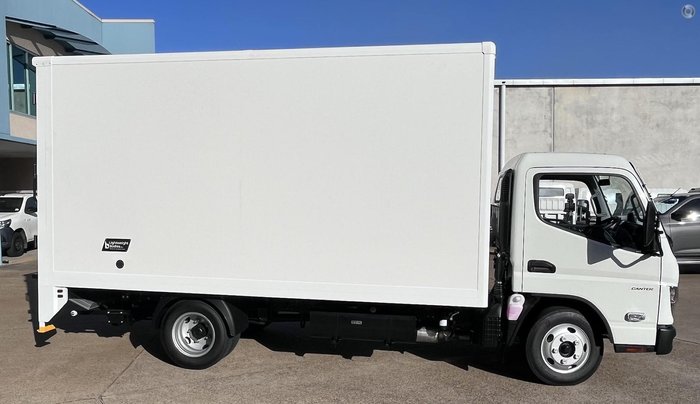 2024 Fuso Canter 515 Pantech