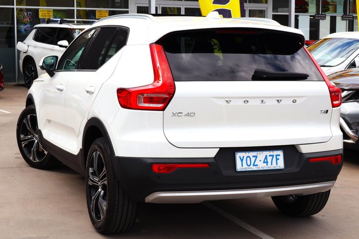 2021 Volvo XC40 T4 Inscription