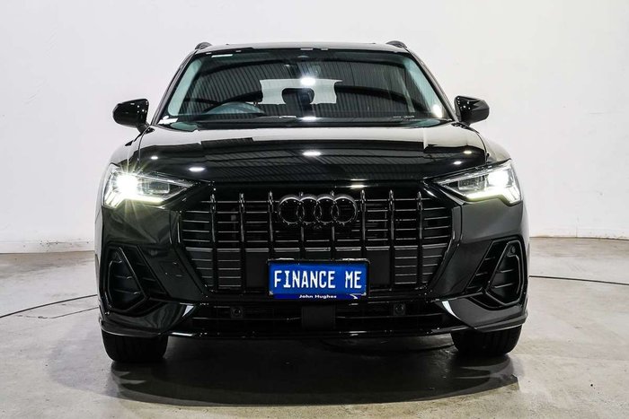 2025 Audi Q3 35 TFSI S line edition