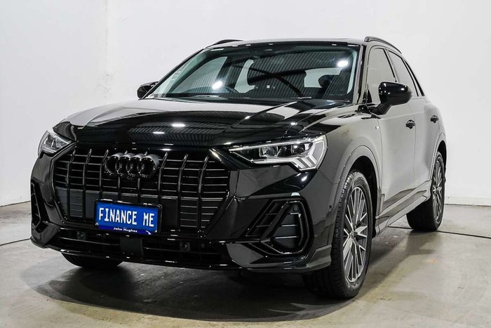 2025 Audi Q3 35 TFSI S line edition