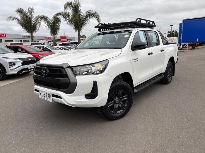 2021 Toyota Hilux SR