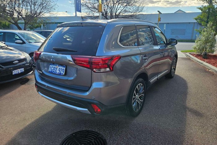 2017 Mitsubishi Outlander LS