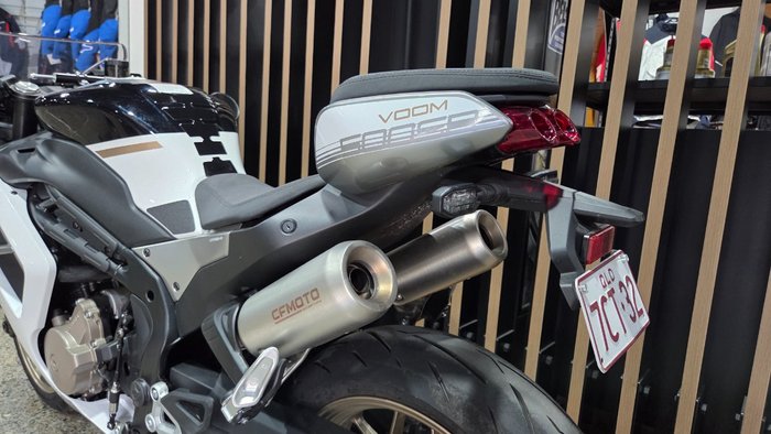 2025 CFMoto 500 SR VOOM WHITE