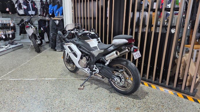 2025 CFMoto 500 SR VOOM WHITE