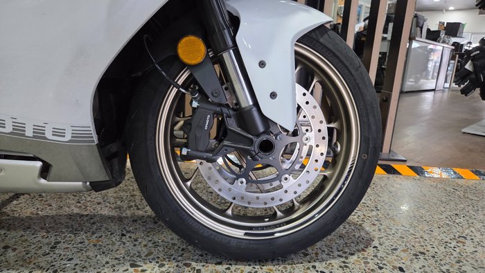2025 CFMoto 500 SR VOOM WHITE