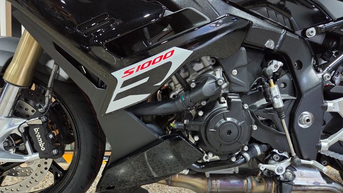2026 BMW Motorrad S 1000 R Black