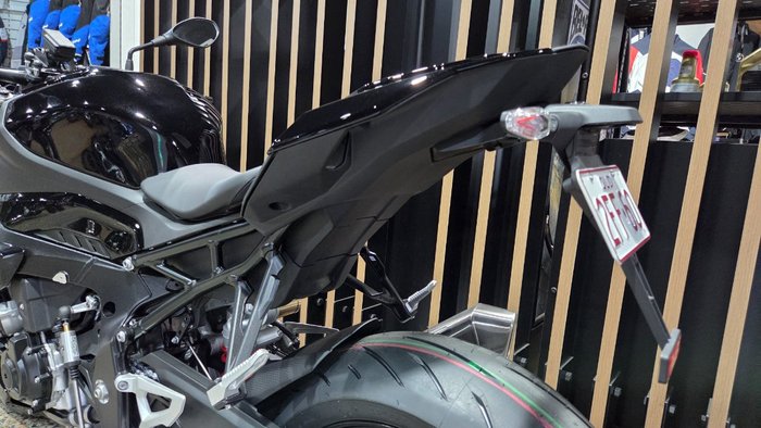 2026 BMW Motorrad S 1000 R Black