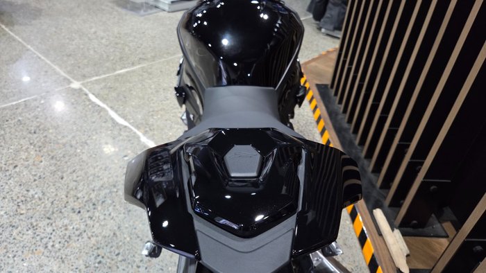 2026 BMW Motorrad S 1000 R Black